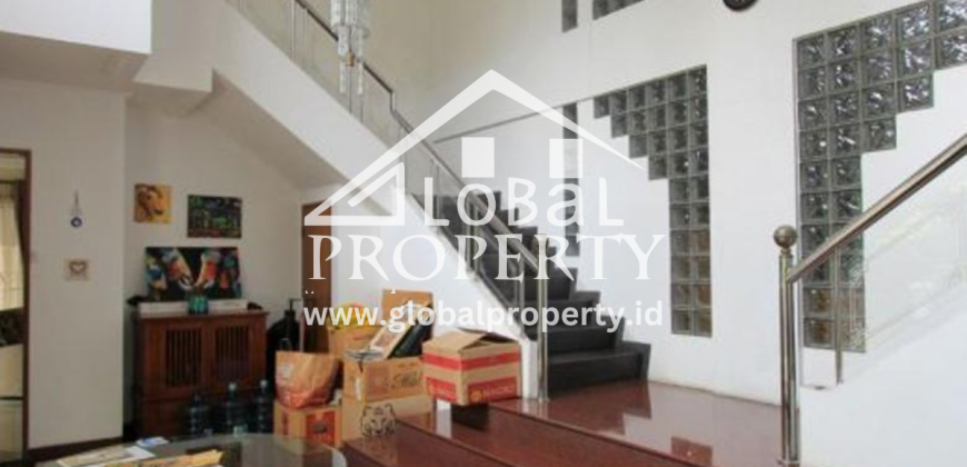 Dijual Rumah Jl Wijaya Kebayoran Baru