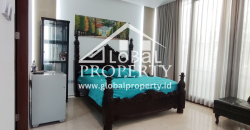 Rumah Asri Cluster Exclusive di Kemang Timur