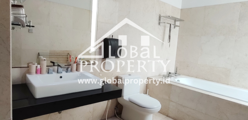 Rumah Asri Cluster Exclusive di Kemang Timur